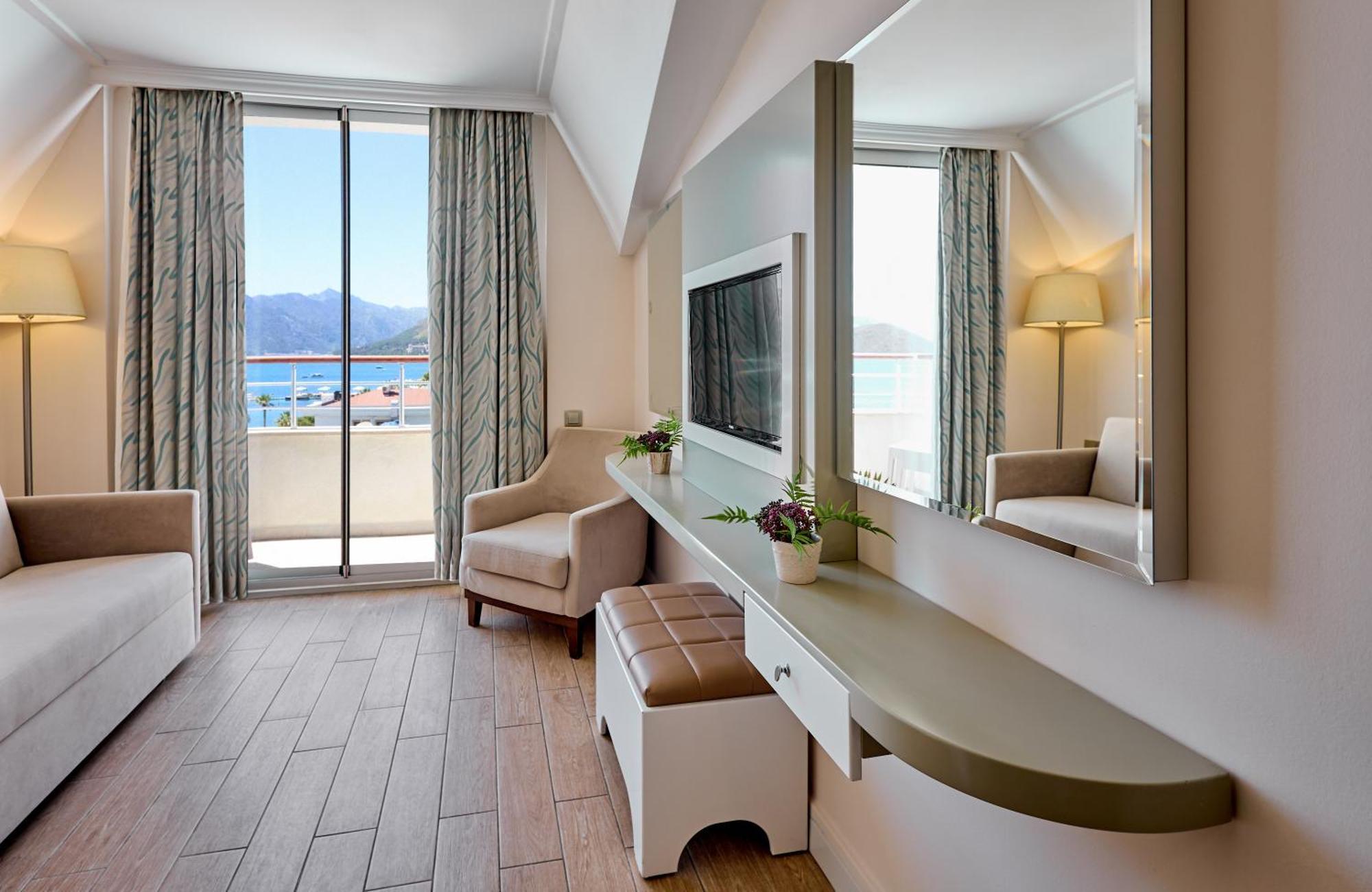 Hotel Asli 3*